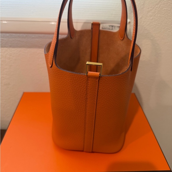 Hermes Handbags - Hermes Vibrant Orange Leather Tote